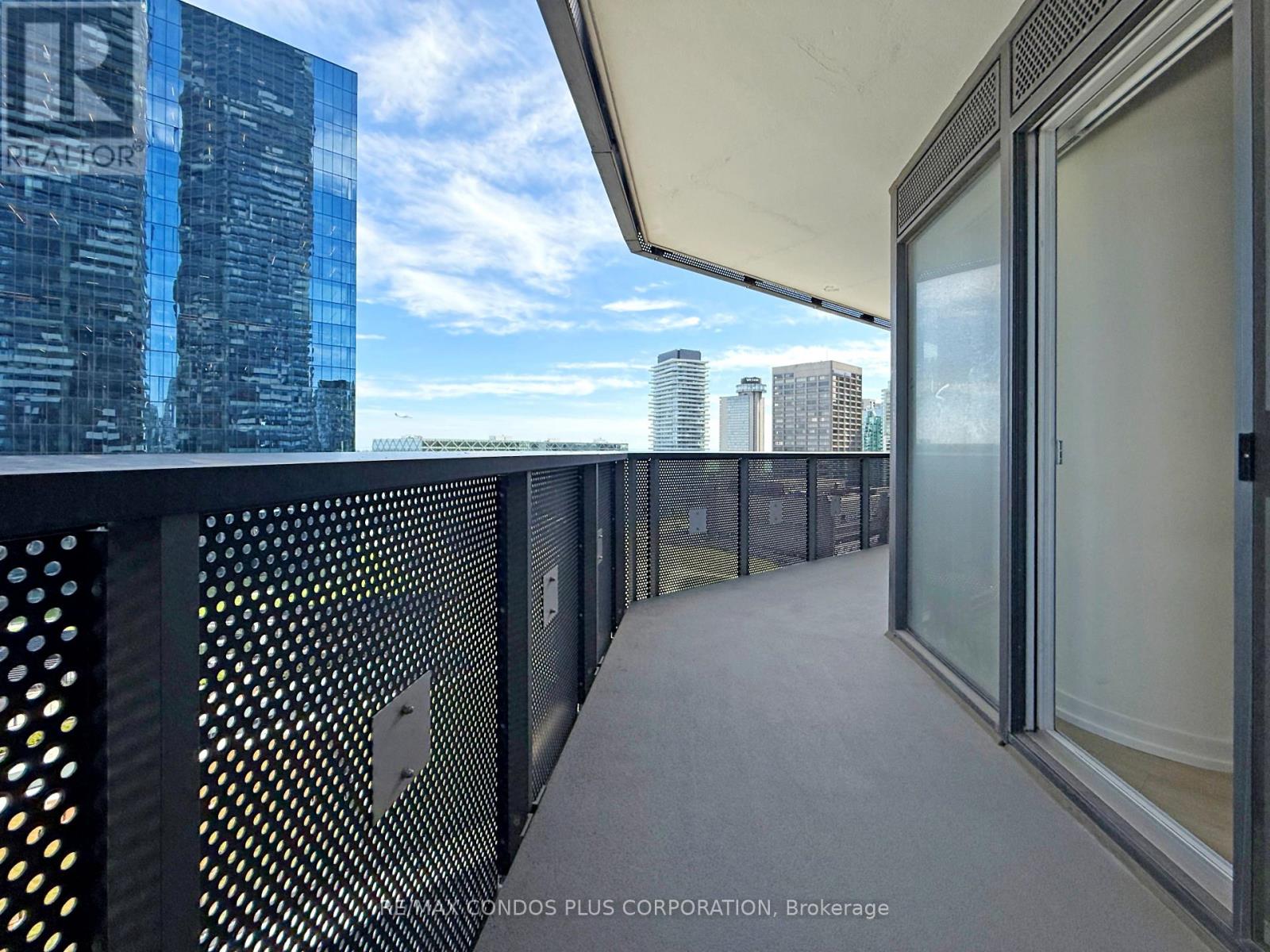1609 - 55 Cooper Street, Toronto, Ontario  M5E 0G1 - Photo 8 - C12174156