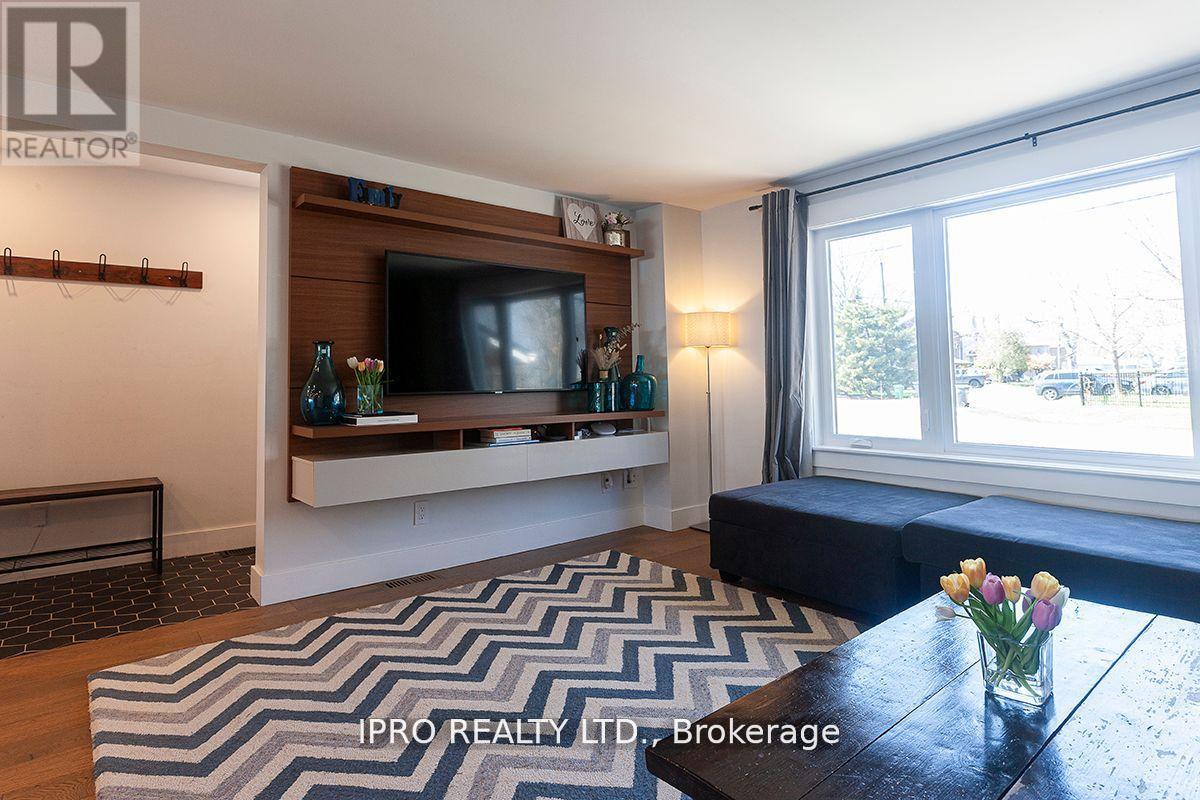 510 Richey Crescent, Mississauga, Ontario  L5G 1N4 - Photo 14 - W12072420