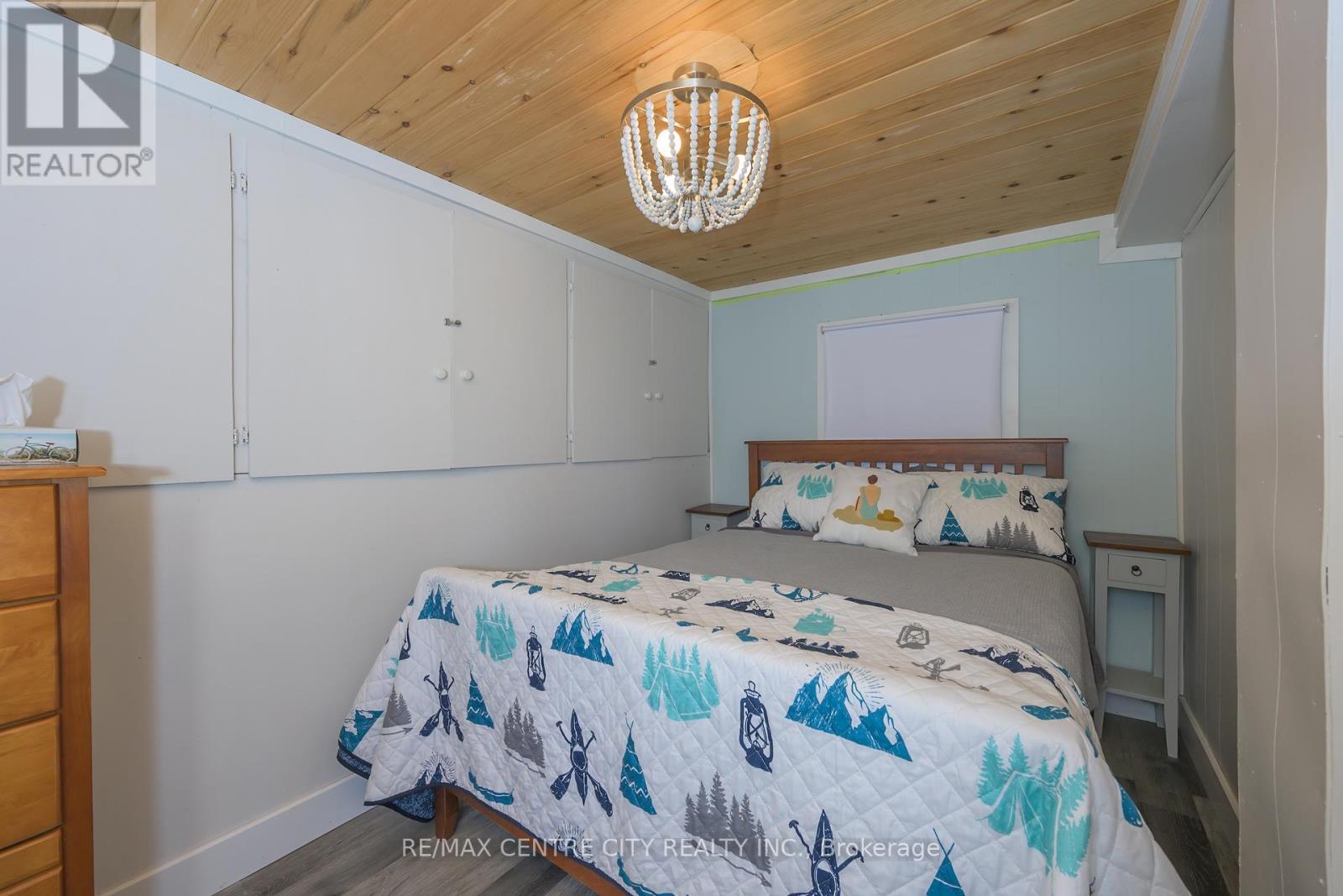 82431 Golf Course Road, Ashfield-Colborne-Wawanosh, Ontario  N0M 3Y2 - Photo 29 - X12175654