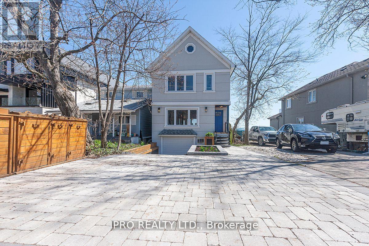 510 Richey Crescent, Mississauga, Ontario  L5G 1N4 - Photo 2 - W12072420