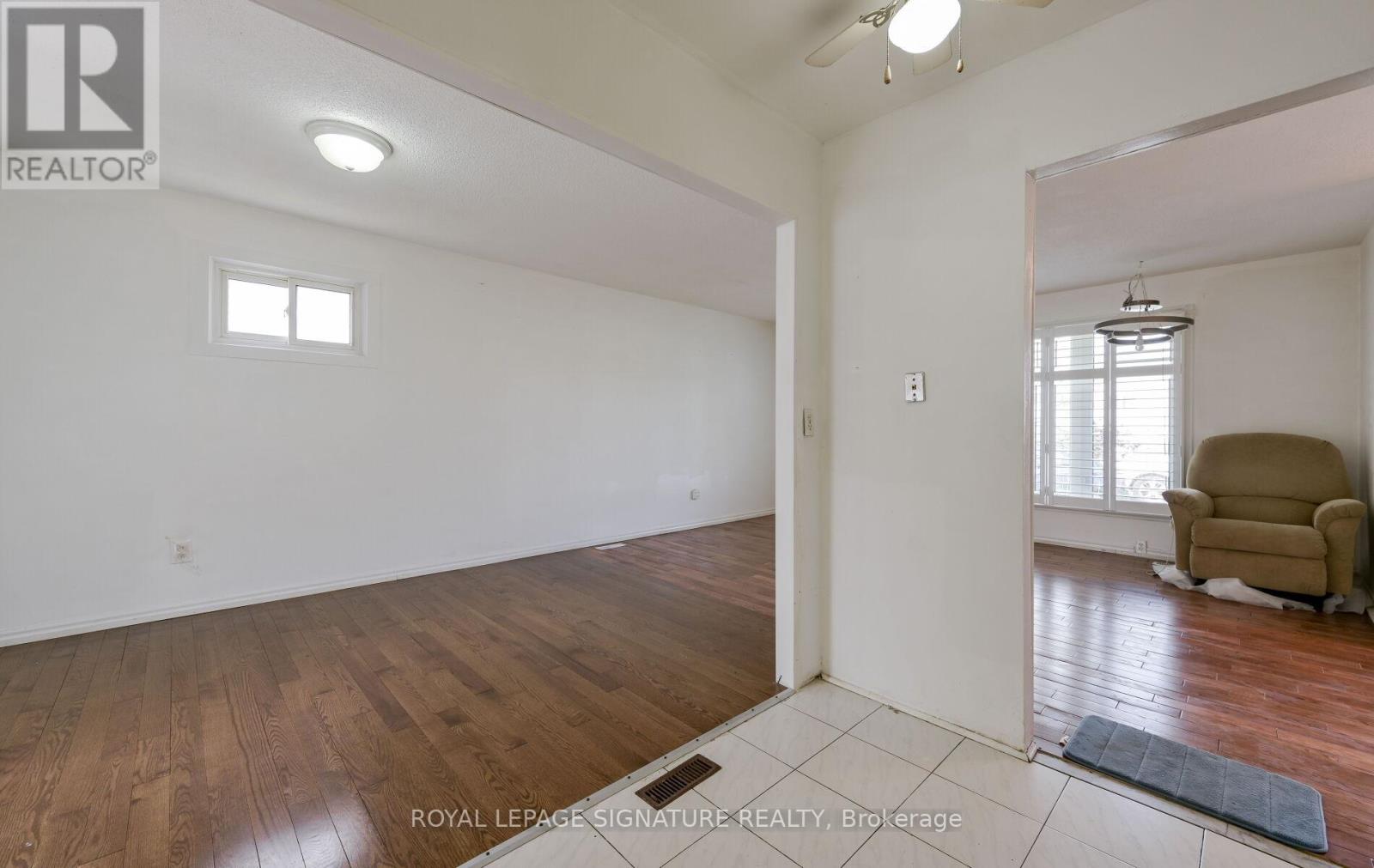 10 Heatherside Court, Brampton, Ontario  L6S 1N9 - Photo 19 - W12175616