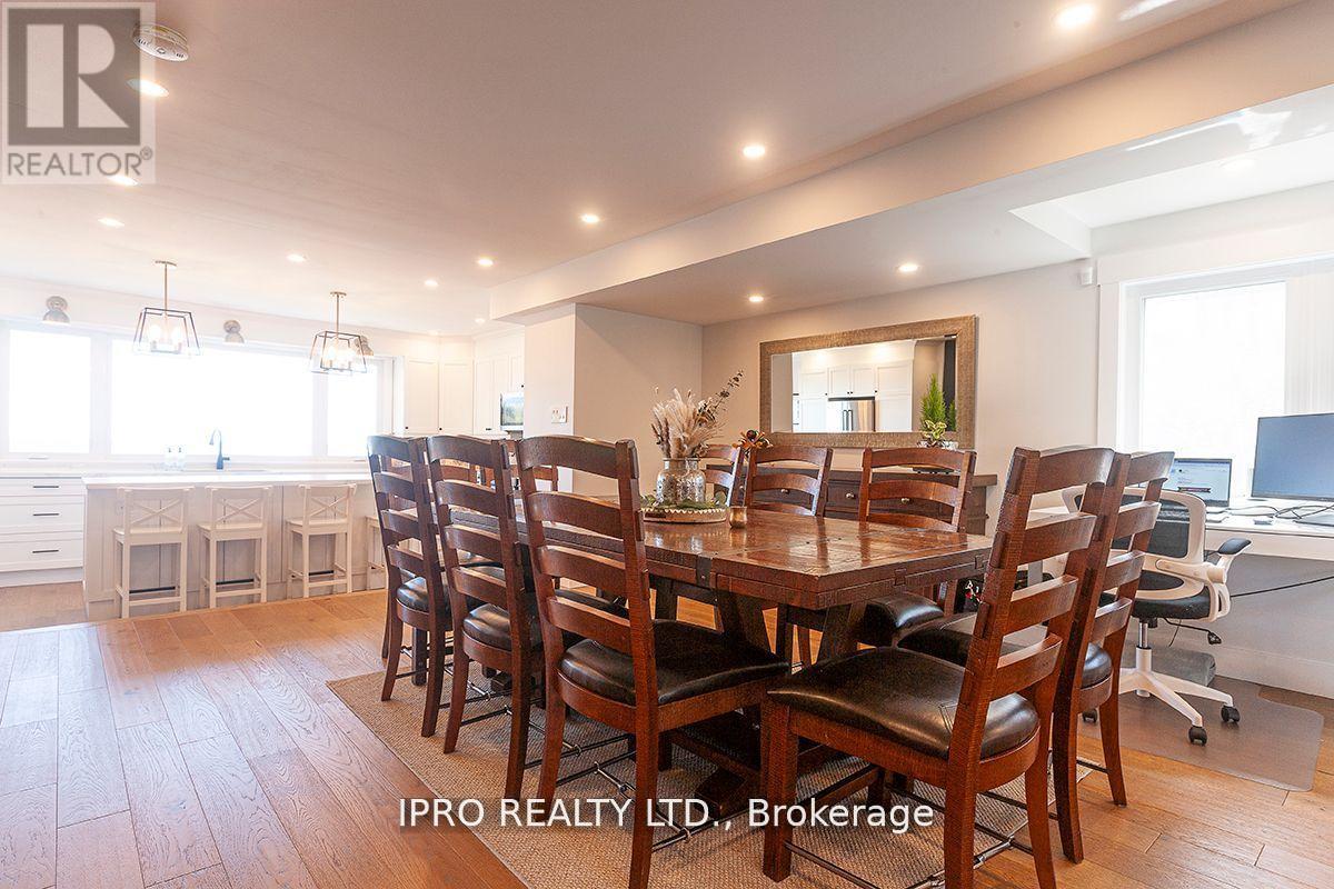 510 Richey Crescent, Mississauga, Ontario  L5G 1N4 - Photo 7 - W12072420
