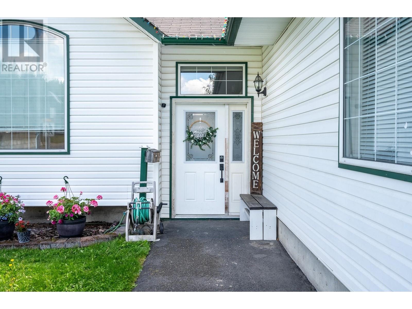 Property at 7514 SOUTHRIDGE AVENUE image 3