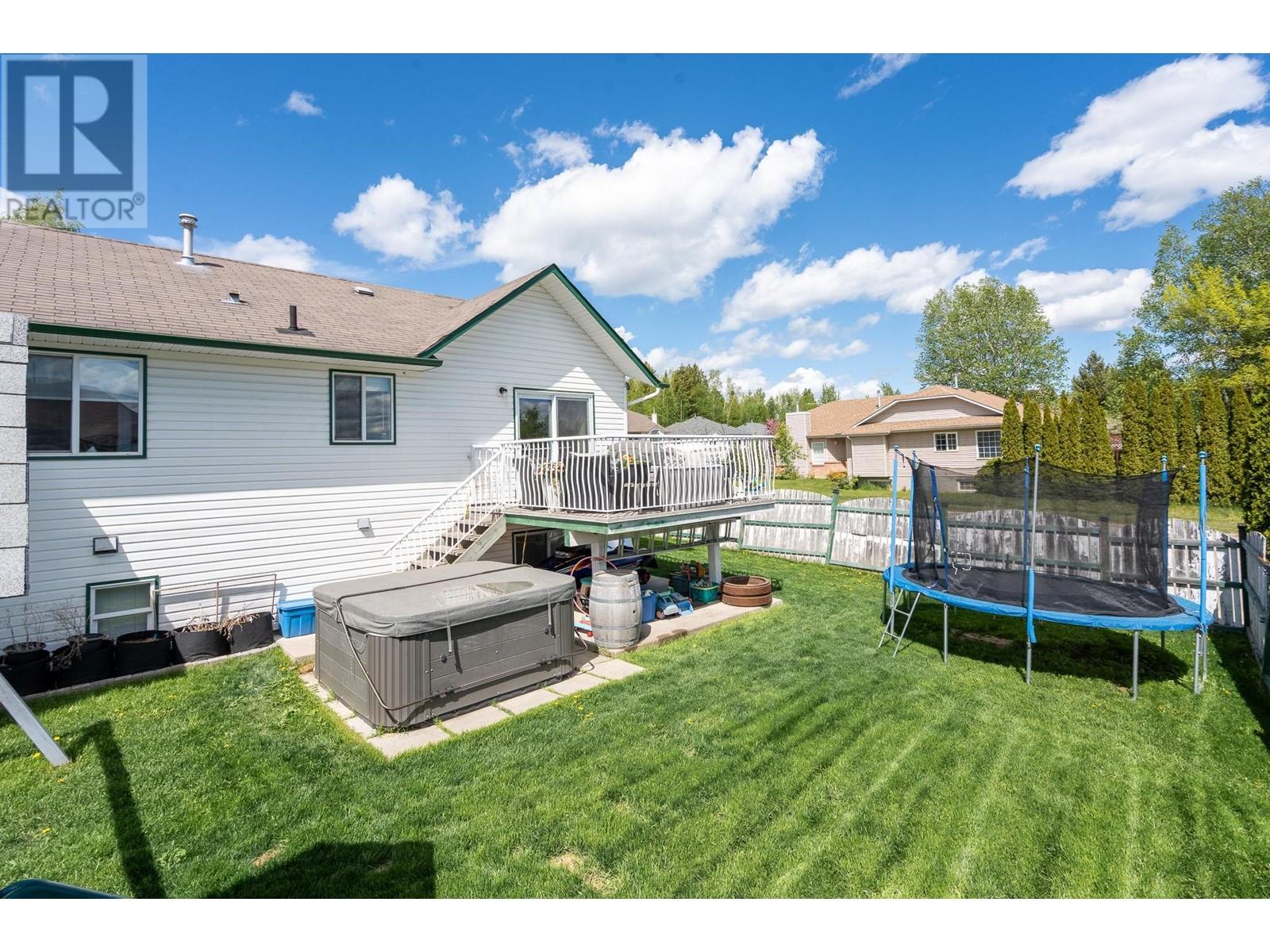 Property at 7514 SOUTHRIDGE AVENUE image 4