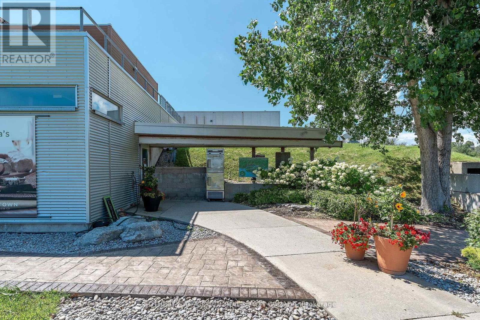 4309 County Road 8, Prince Edward County (Picton), Ontario  K0K 2T0 - Photo 8 - X12175610
