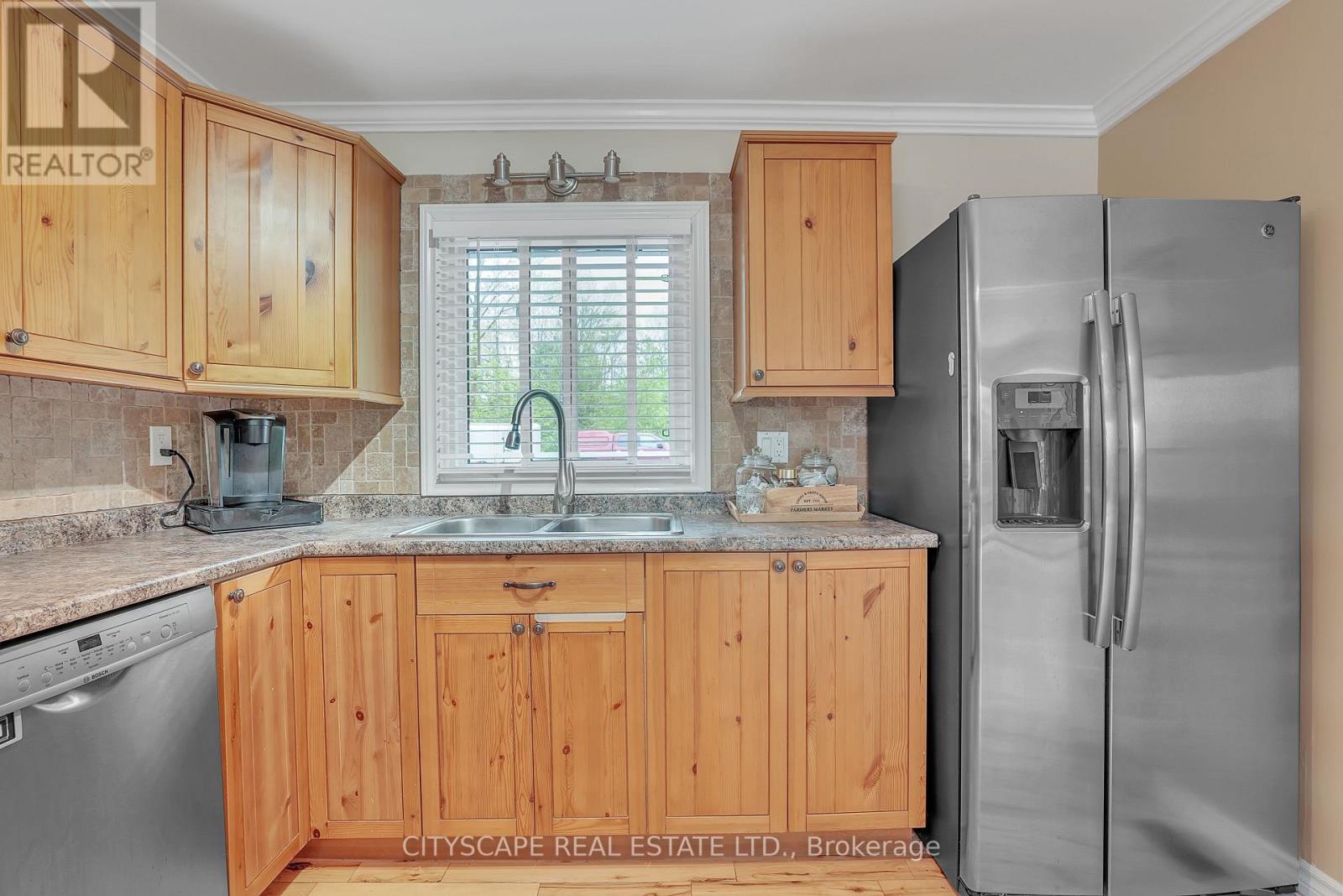 20 Robins Lane, Kawartha Lakes, Ontario  L0K 1W0 - Photo 11 - X12175334