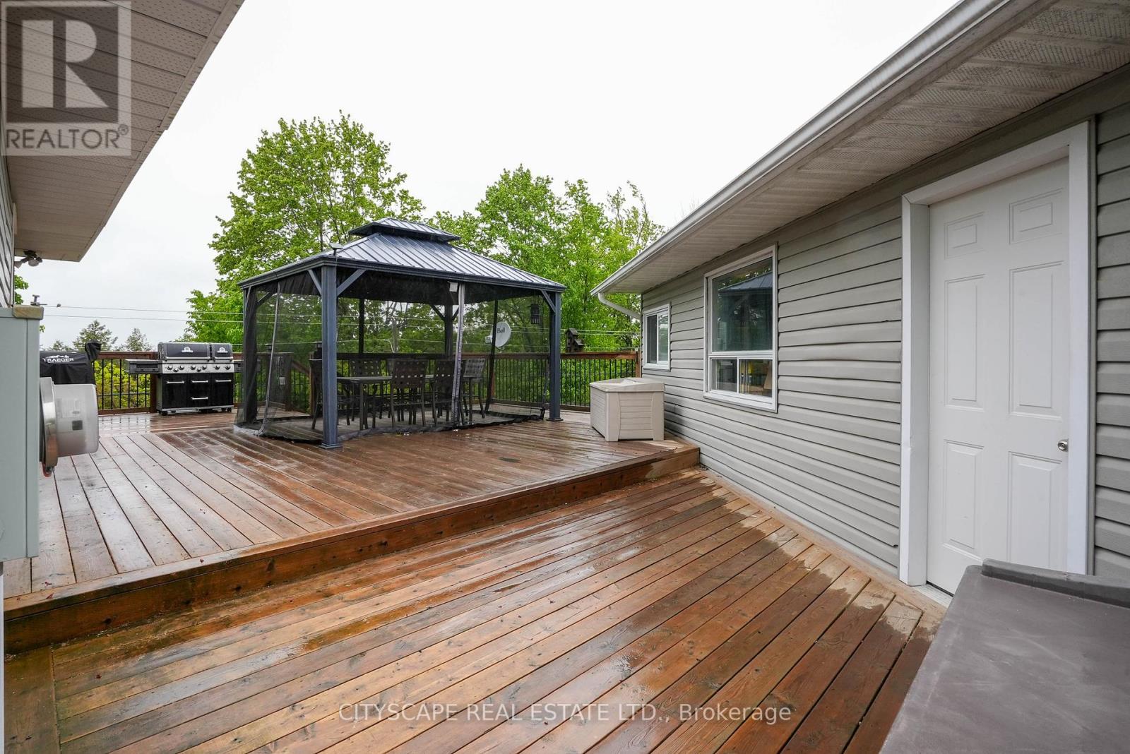 20 Robins Lane, Kawartha Lakes, Ontario  L0K 1W0 - Photo 5 - X12175334