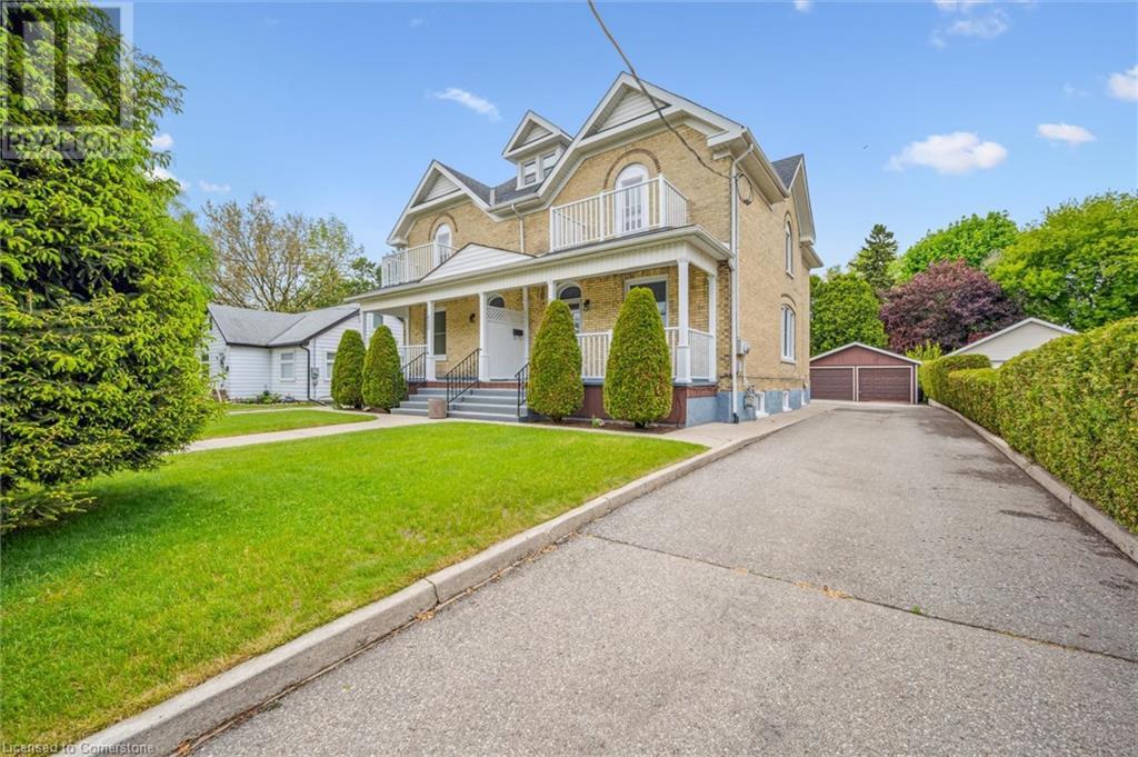Property at 622 - 624 DOLPH Street N image 4
