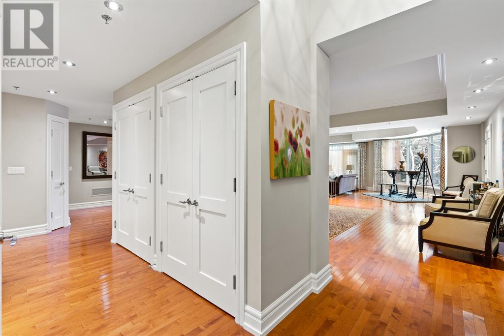 Property at 205, 600 Princeton Way SW image 4