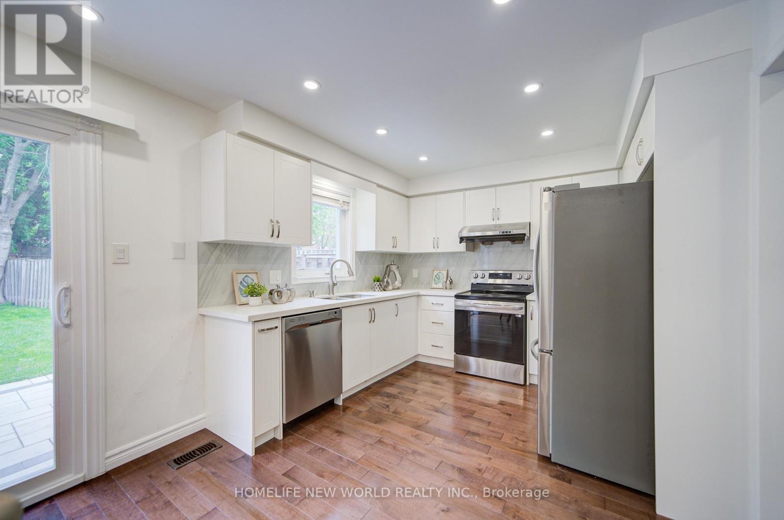 125 Major Buttons Drive, Markham, Ontario  L3P 3X7 - Photo 20 - N12174894