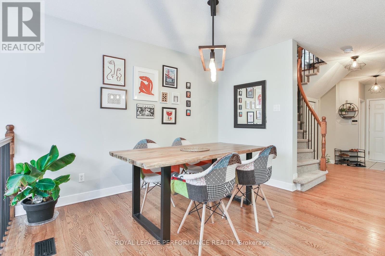 13 College Circle, Ottawa, Ontario  K1K 4R7 - Photo 10 - X12175662