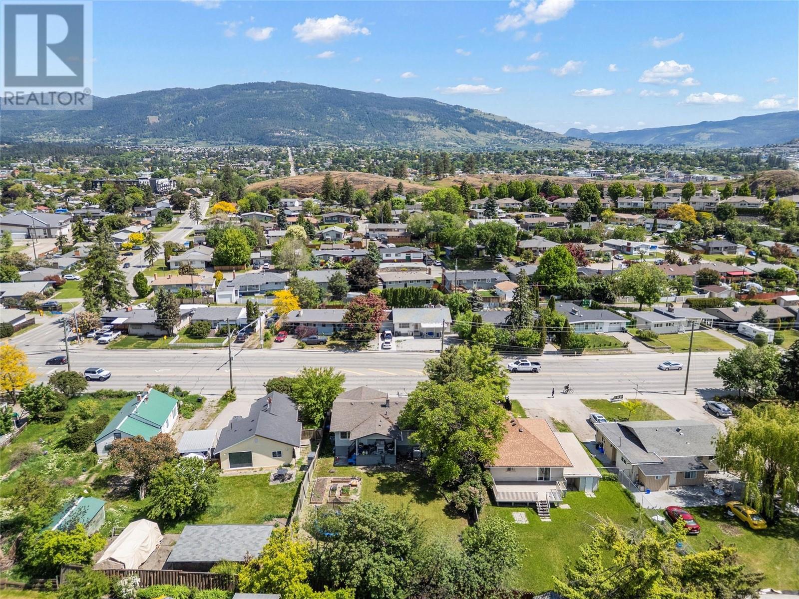 3808 Alexis Park Drive, Vernon, British Columbia  V1T 6G9 - Photo 46 - 10349464