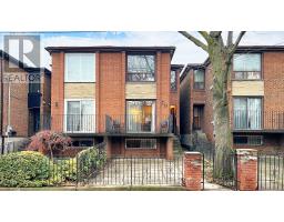 32 MARKHAM STREET, Toronto, Ontario