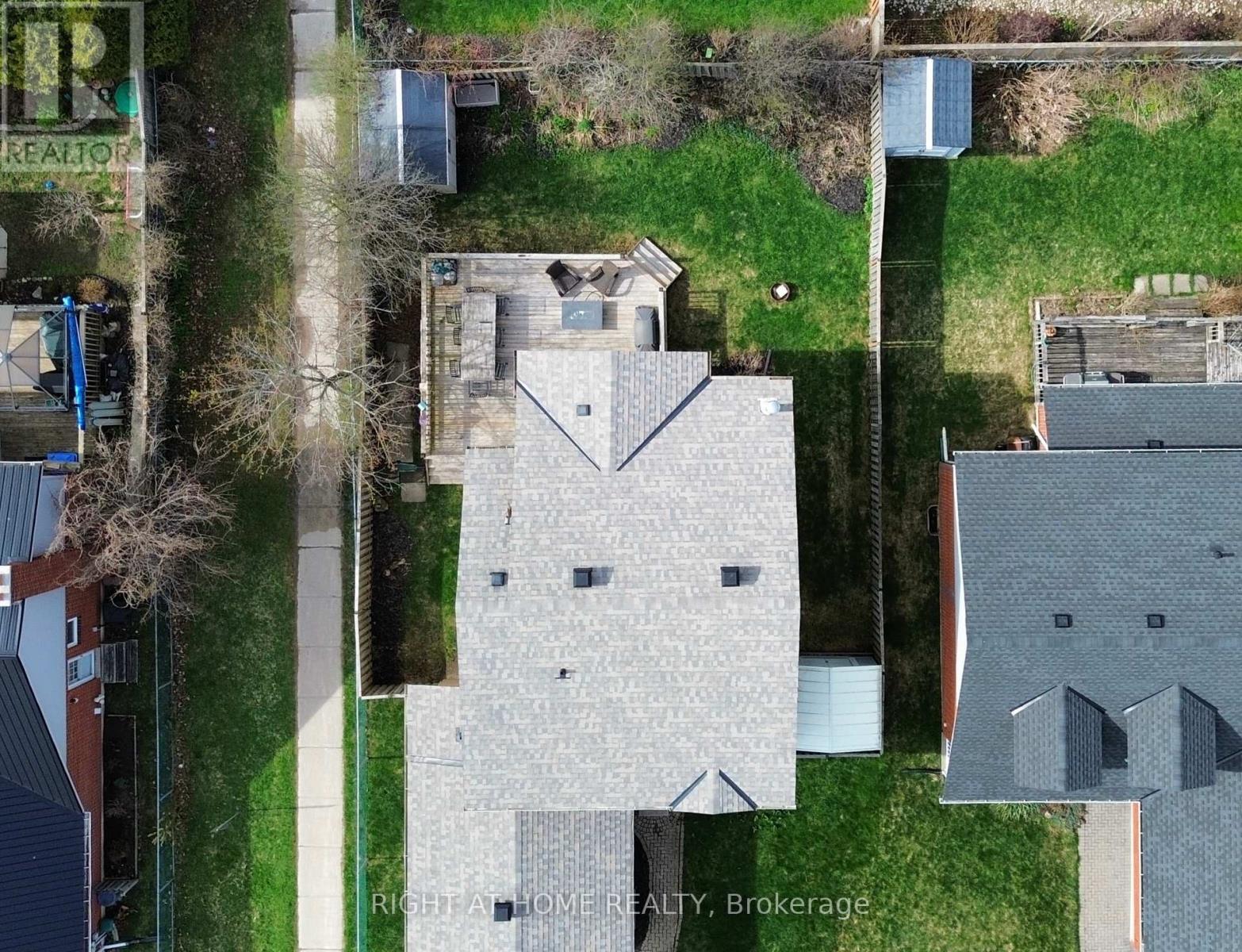 Property at 11 PASSMORE AVENUE image 3