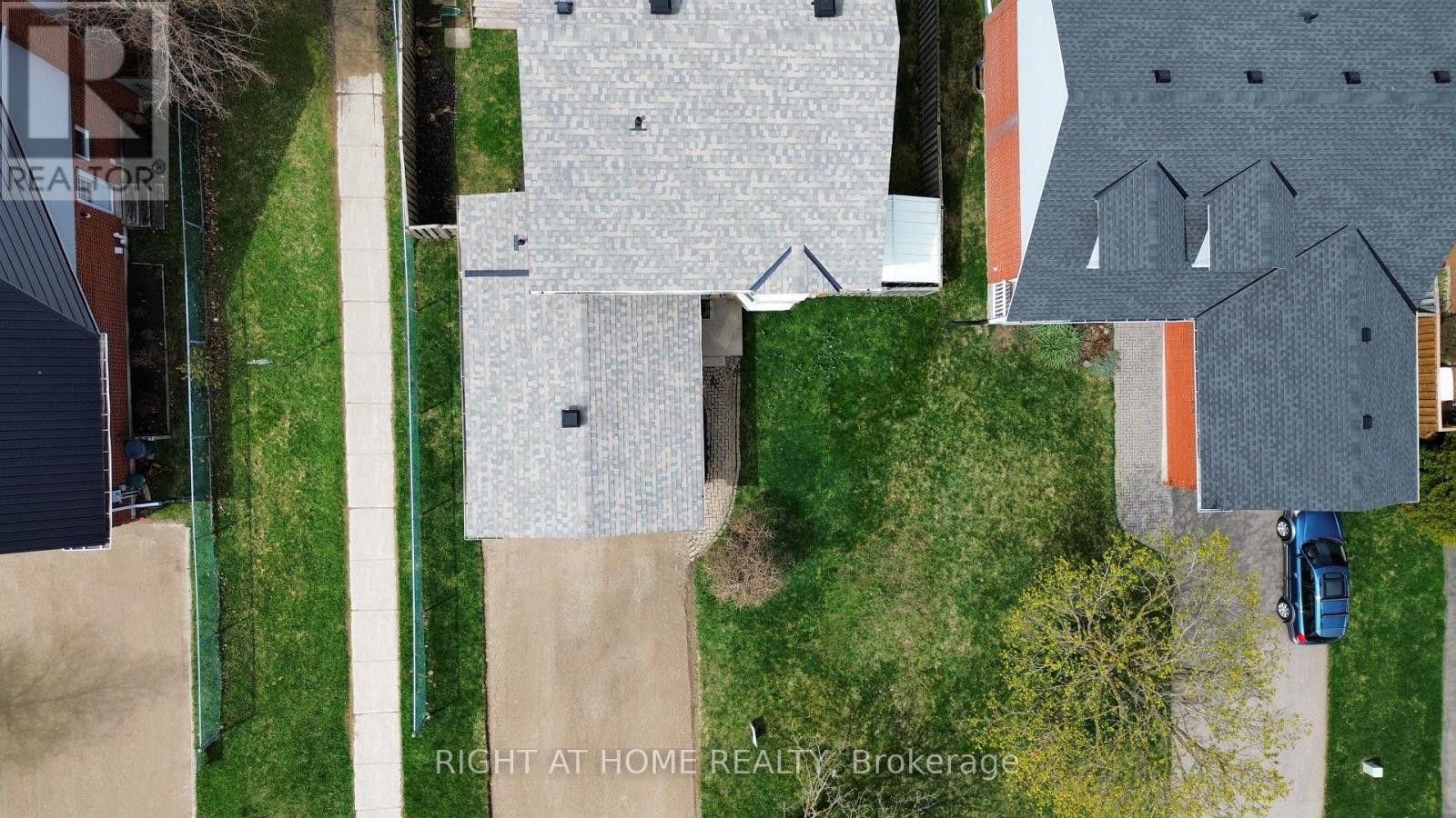 11 Passmore Avenue, Orangeville, Ontario  L9W 4E1 - Photo 33 - W12121605