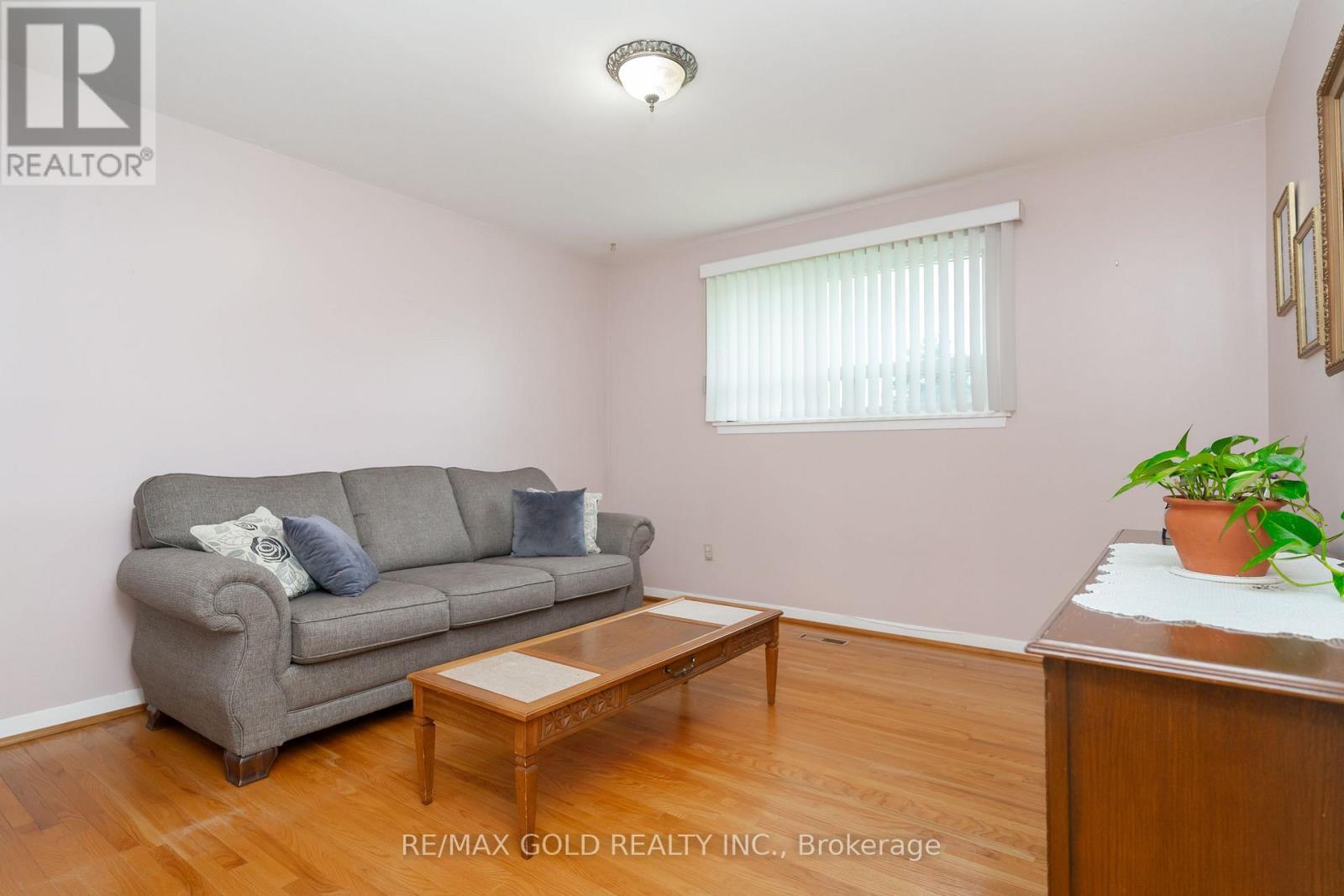 57 Cathcart Crescent, Brampton, Ontario  L6T 2A4 - Photo 21 - W12168821