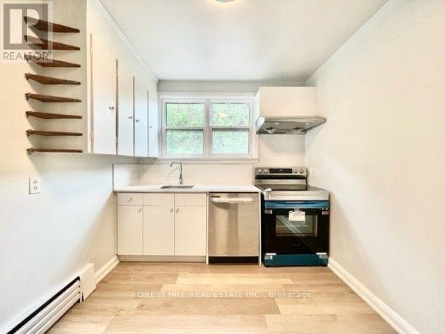 4 - 42 Emerald Crescent, Toronto, Ontario  M8V 2B6 - Photo 6 - W12174331