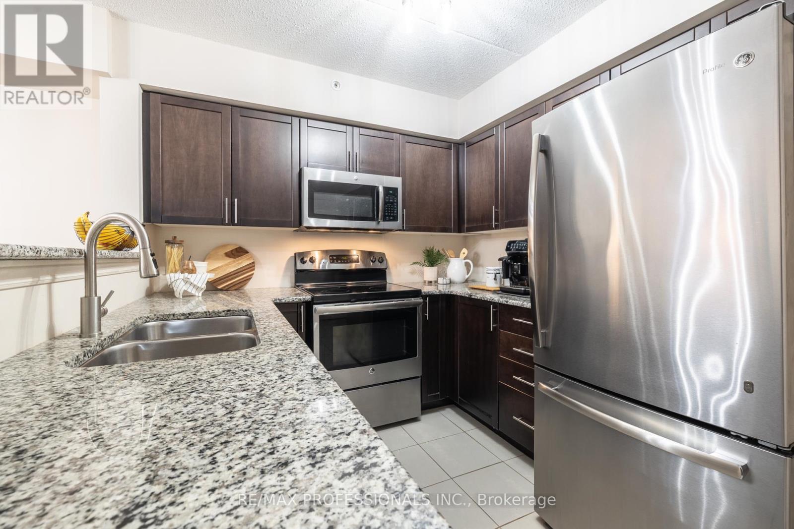 108 - 1440 Main Street E, Milton, Ontario  L9T 8W3 - Photo 6 - W12148593