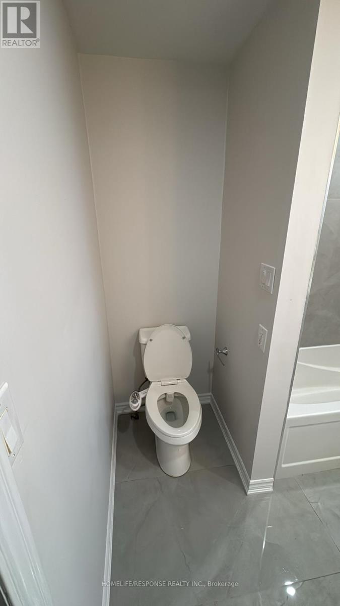 Upper - 7 Belleau Street, Hamilton, Ontario  L8J 1N1 - Photo 25 - X11955797