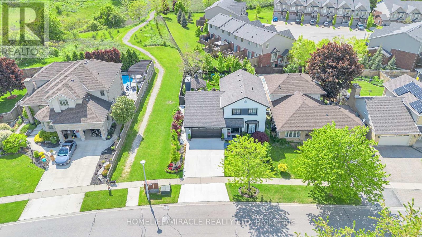 228 Ferguson Drive, Woodstock, Ontario  N4V 1A6 - Photo 4 - X12120658