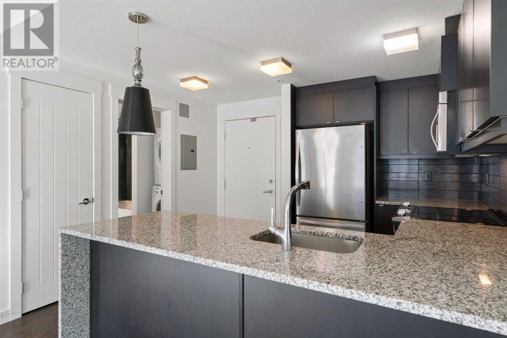 102, 45 Aspenmont Heights Sw, Calgary, Alberta  T3H 0E6 - Photo 9 - A2195342