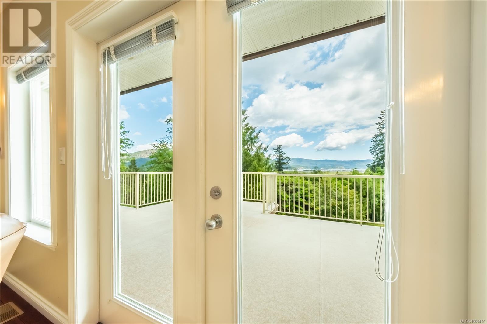 2258 Cowichan Bay Rd, Cowichan Bay, British Columbia  V0R 1N1 - Photo 10 - 1000466