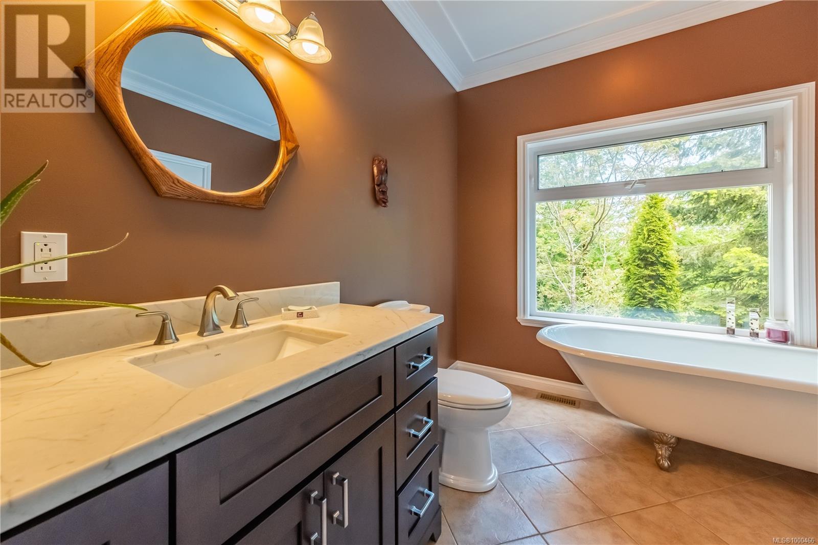 Property at 2258 Cowichan Bay Rd image 5