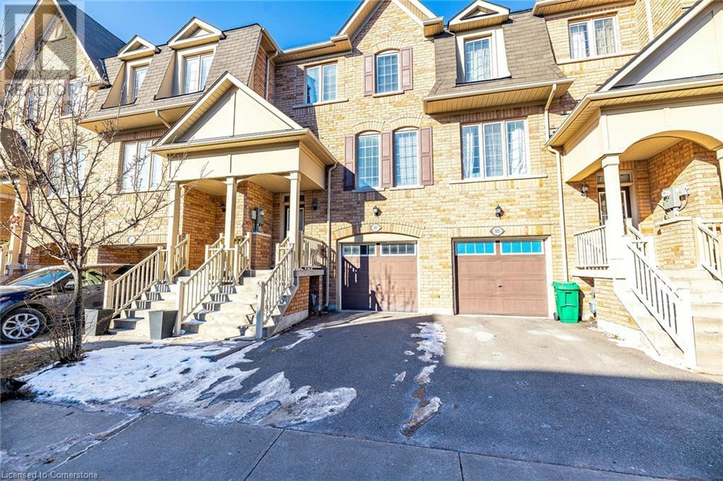 Property at 107 SEA DRIFTER Crescent image 2
