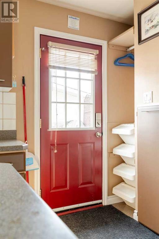4116 Brisebois Drive Nw, Calgary, Alberta  T2L 2E7 - Photo 13 - A2208708