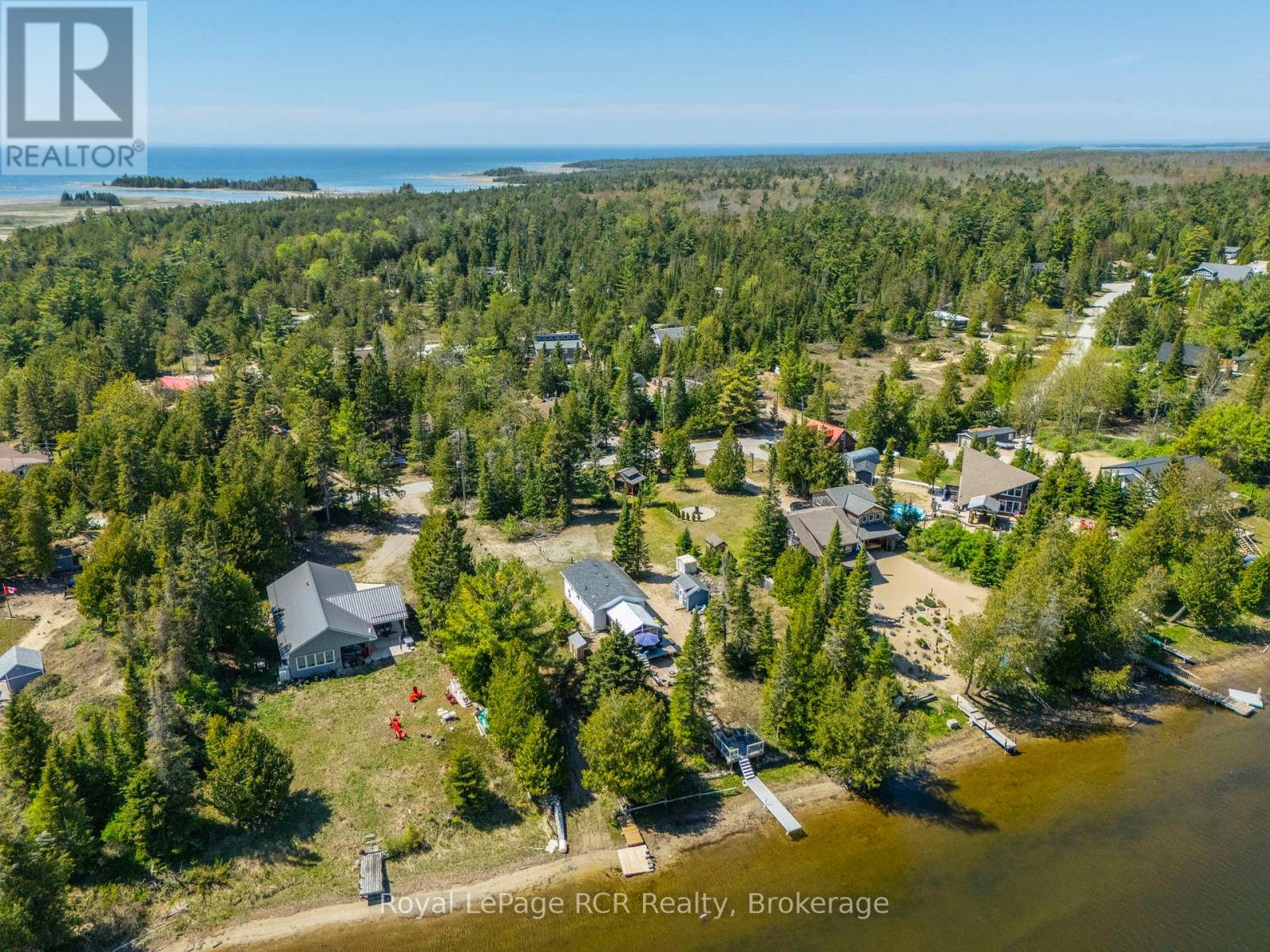 31 Sog-Je-Wa-Sa Drive, South Bruce Peninsula, Ontario N0H 2G0 - Photo 41 - X12156821