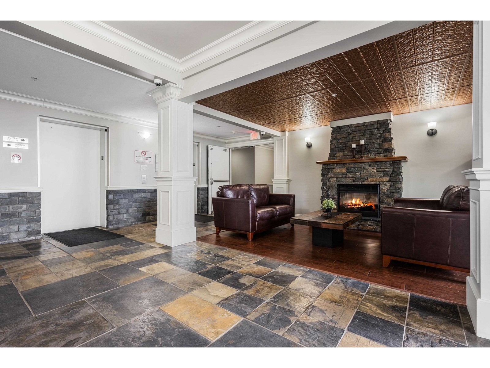 202 32729 Garibaldi Drive, Abbotsford, British Columbia  V2T 0A6 - Photo 4 - R3006826