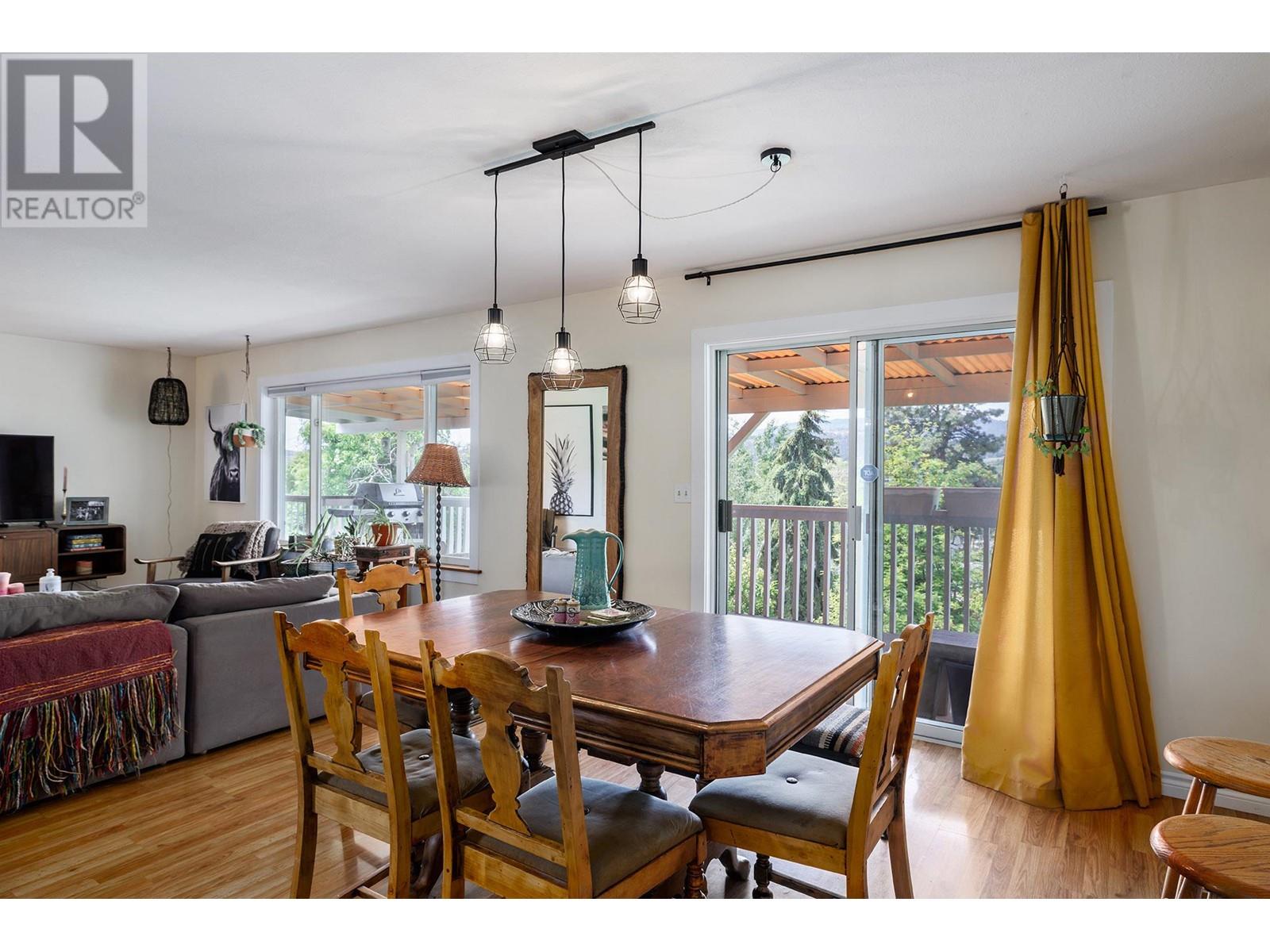 10556 Cheryl Road, Lake Country, British Columbia  V4V 1W3 - Photo 10 - 10349364