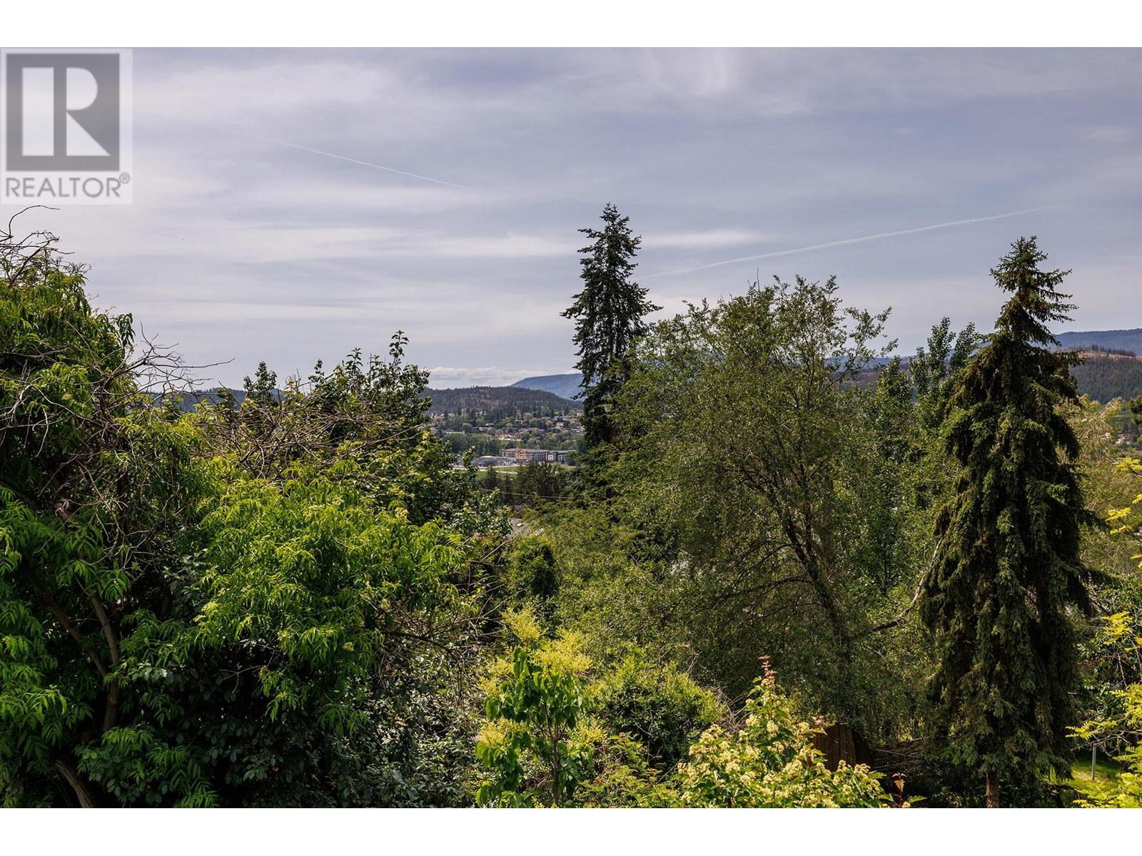 10556 Cheryl Road, Lake Country, BC V4V1W3