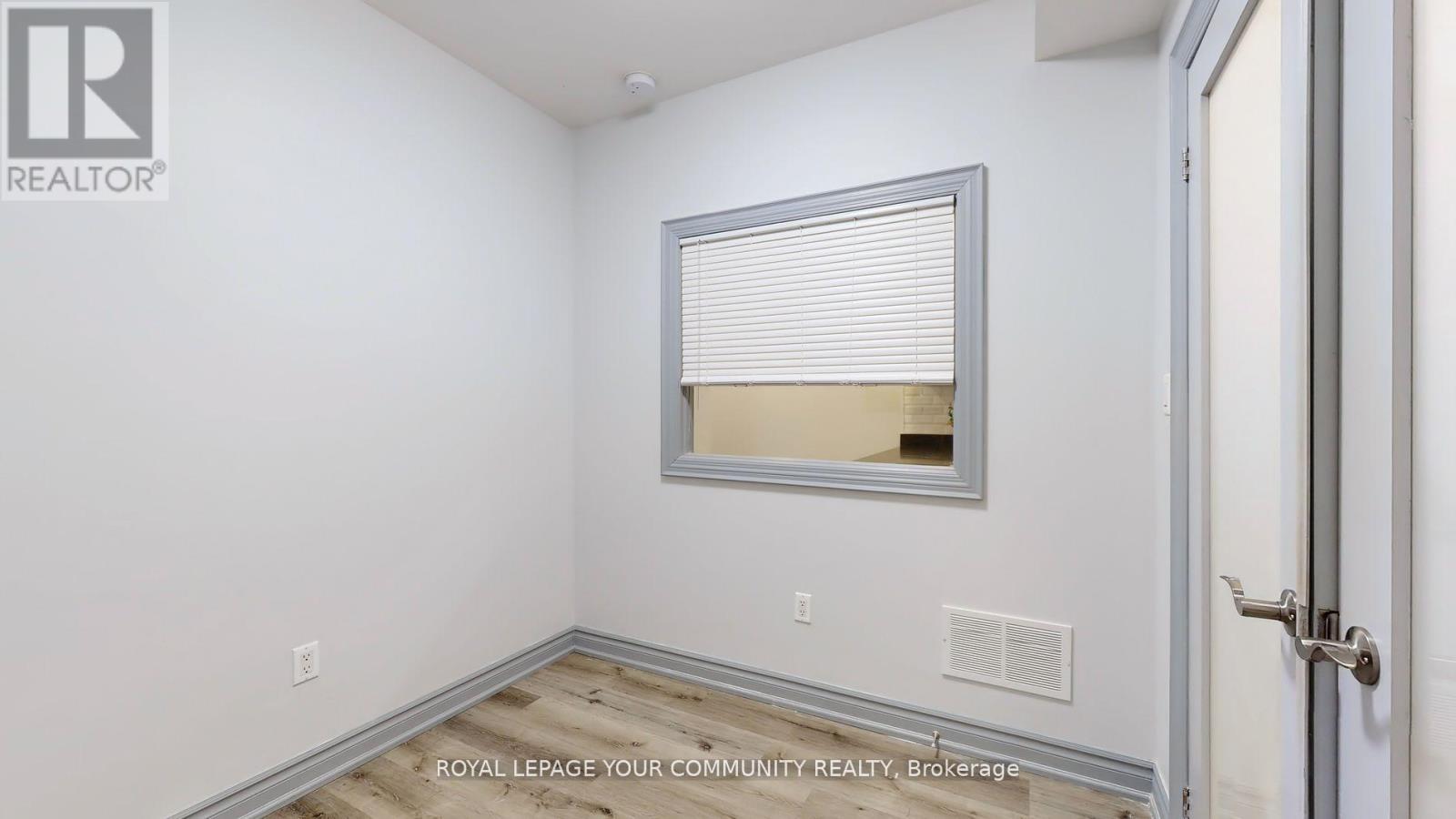 C - 586 Parliament Street, Toronto, Ontario  M4X 1P8 - Photo 13 - C12061817
