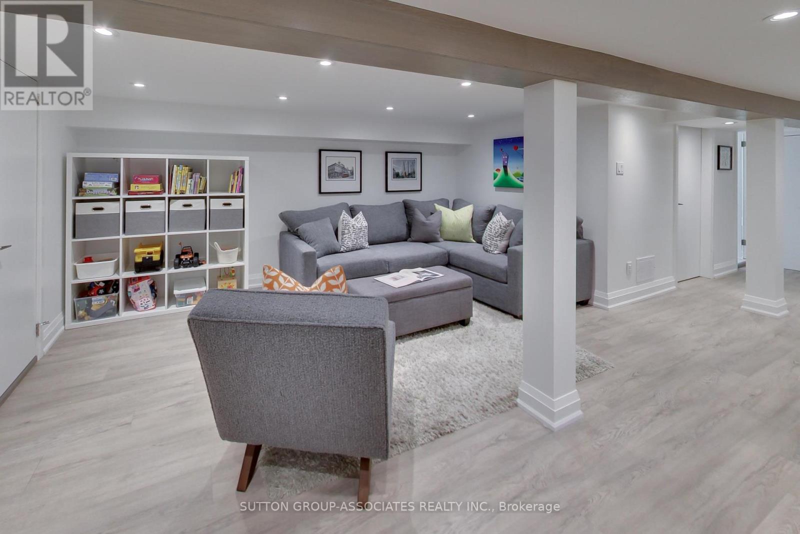 312 Glenholme Avenue, Toronto, Ontario  M6E 3C8 - Photo 32 - C12159894