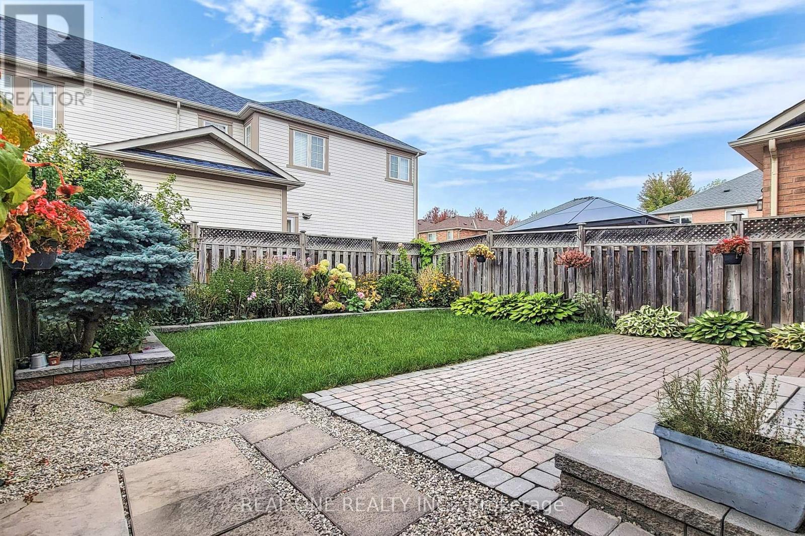 252 Stonebridge Drive, Markham, Ontario  L6C 2S1 - Photo 45 - N12174463