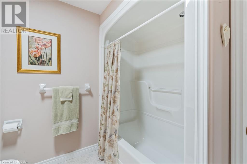25 Cobden Court Unit# 10, Brantford, Ontario  N3R 8B5 - Photo 26 - 40730032