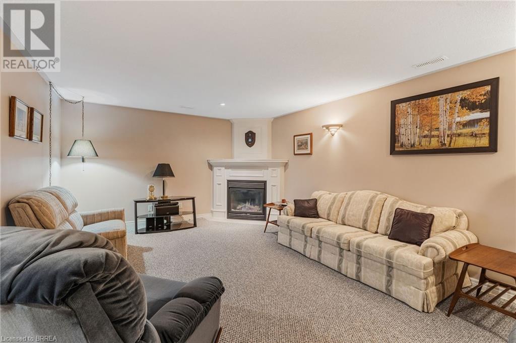 25 Cobden Court Unit# 10, Brantford, Ontario  N3R 8B5 - Photo 28 - 40730032