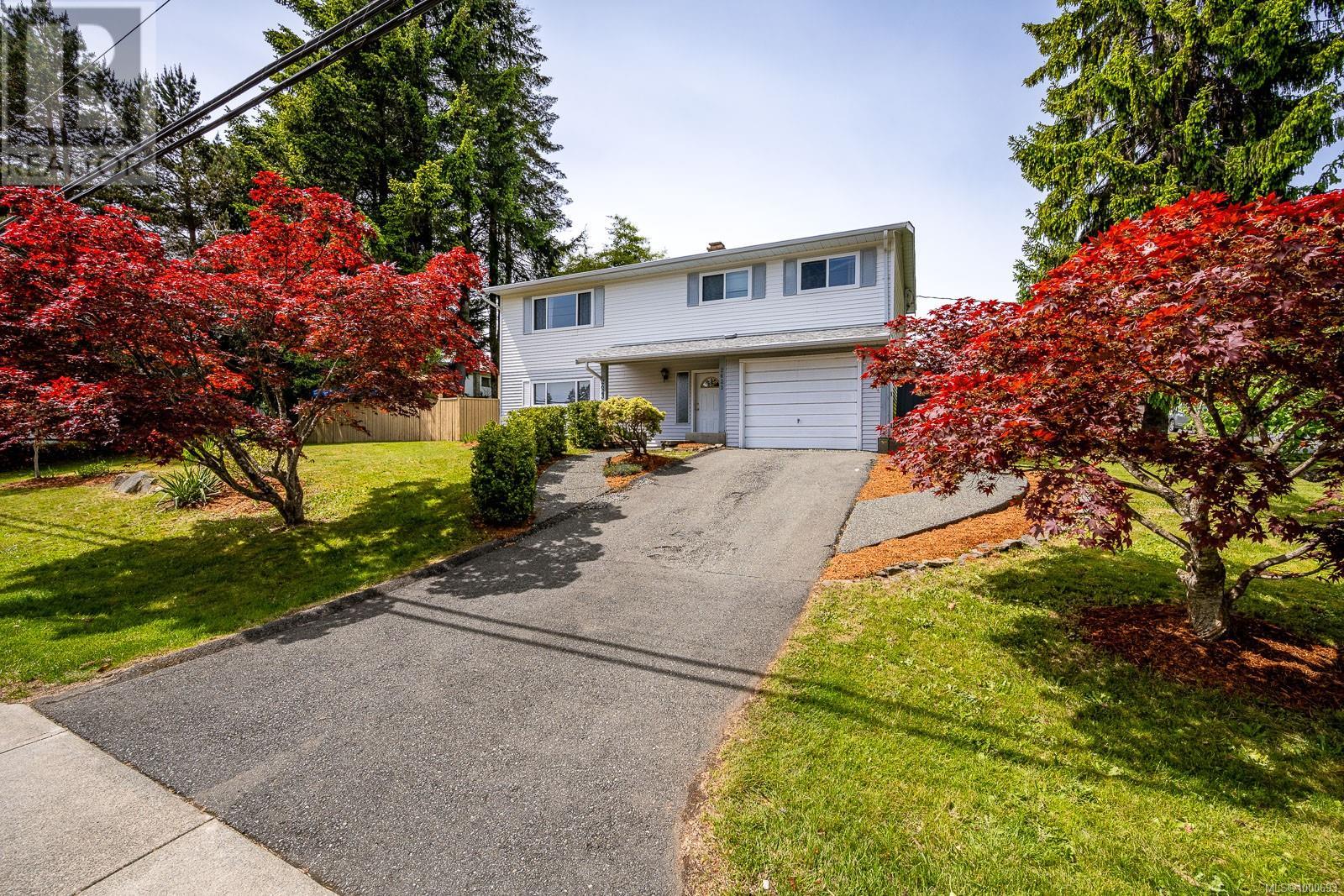 2623 Ulverston Ave, Cumberland, British Columbia  V0R 1S0 - Photo 38 - 1000693