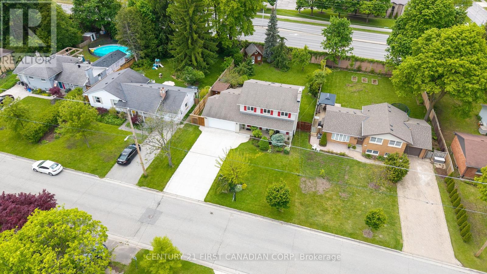 Photo 43 of 49 for 638 Middlewoods Drive