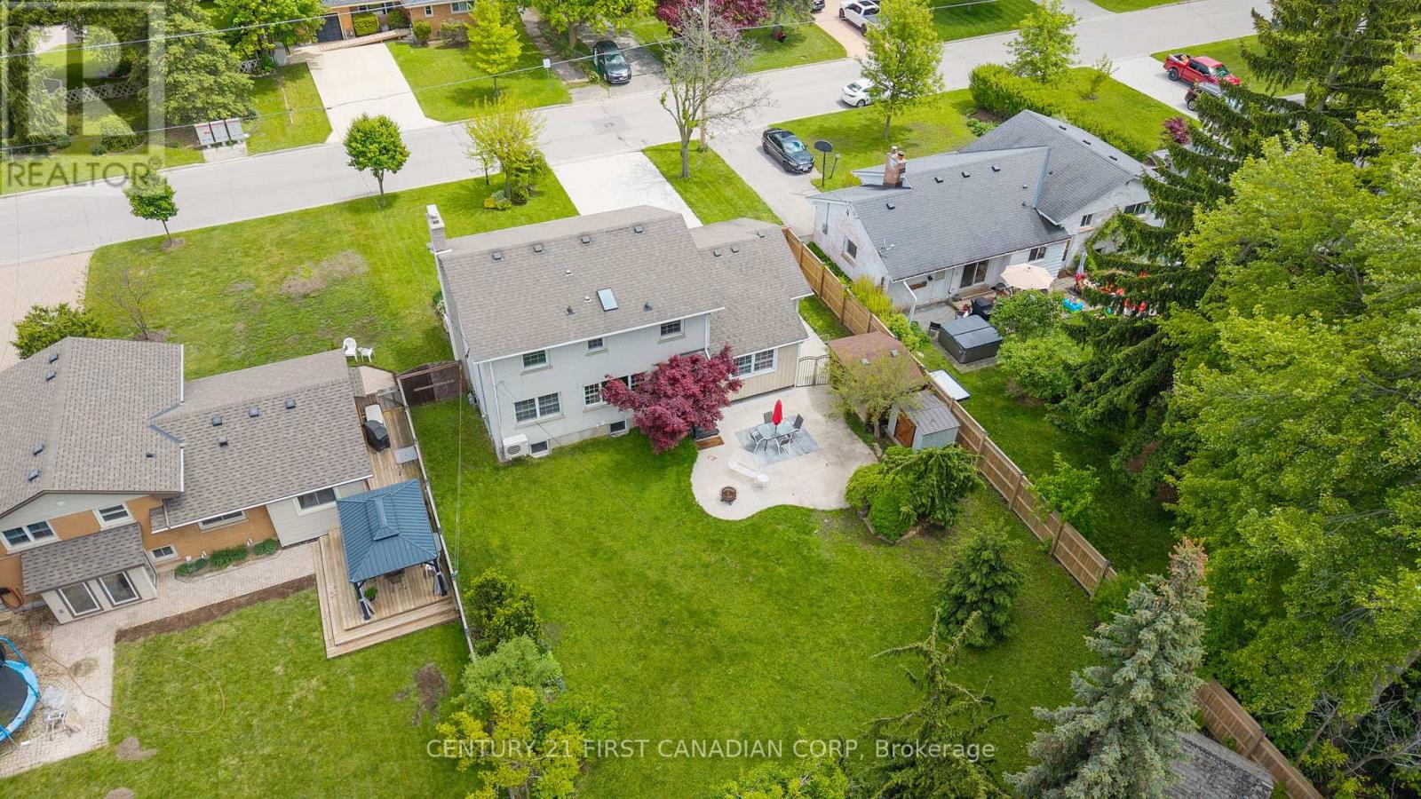 638 Middlewoods Drive, London North (North J), Ontario  N6G 1W8 - Photo 47 - X12175782