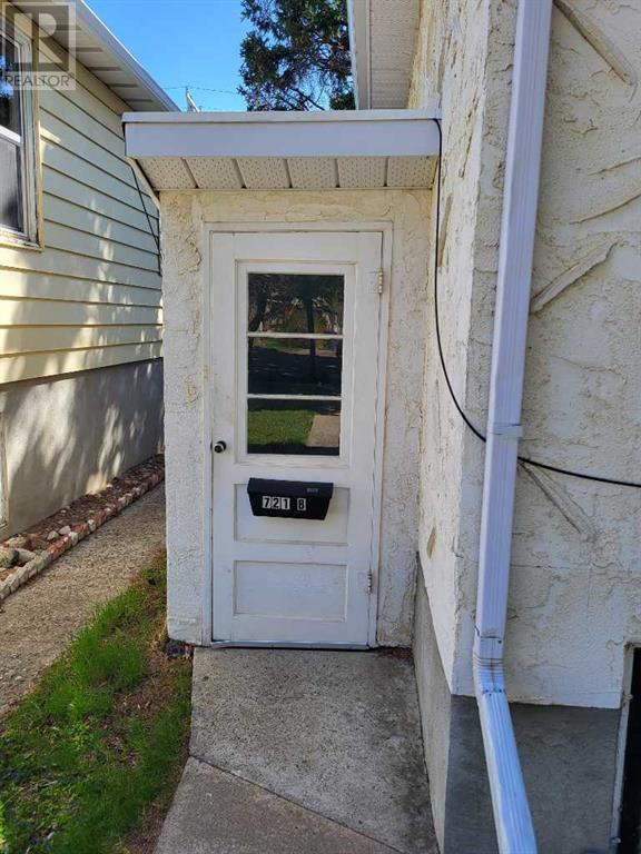 Property at 721 16 Street S image 3