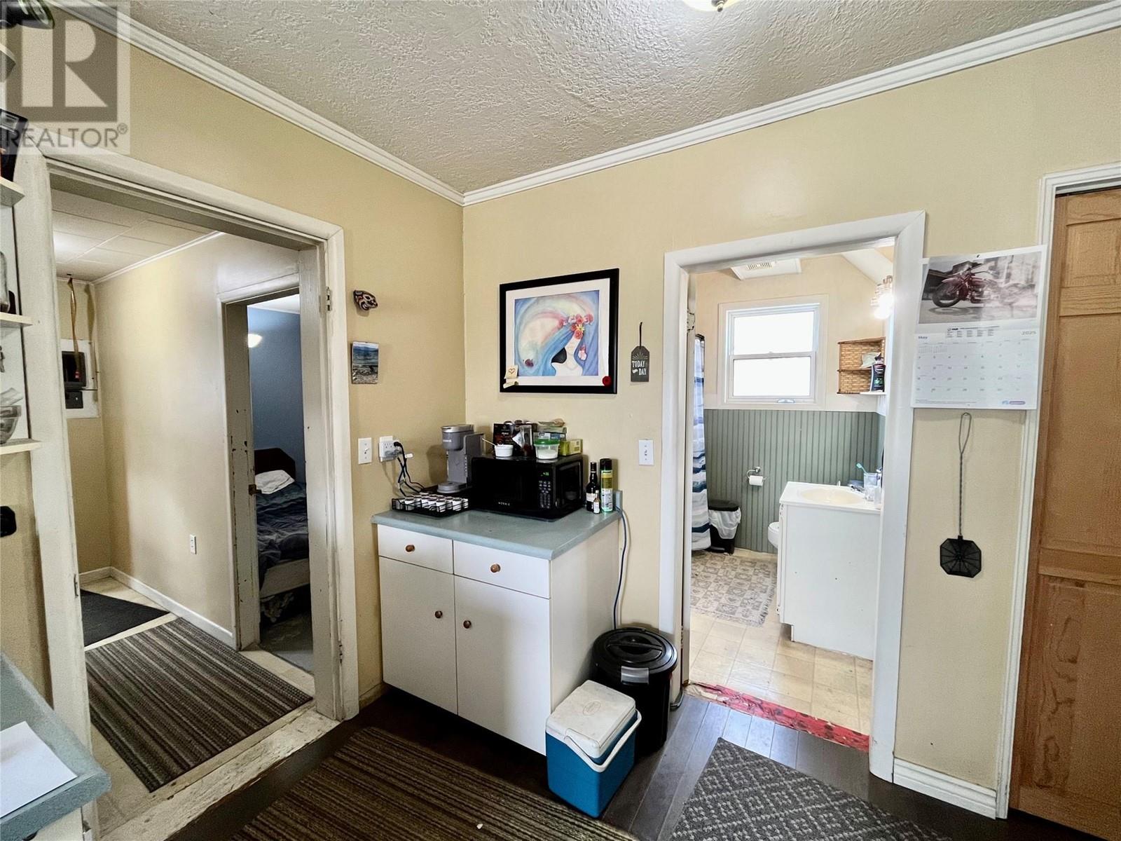 302 6th Avenue Nw, Nakusp, British Columbia  V0G 1R0 - Photo 7 - 10349344