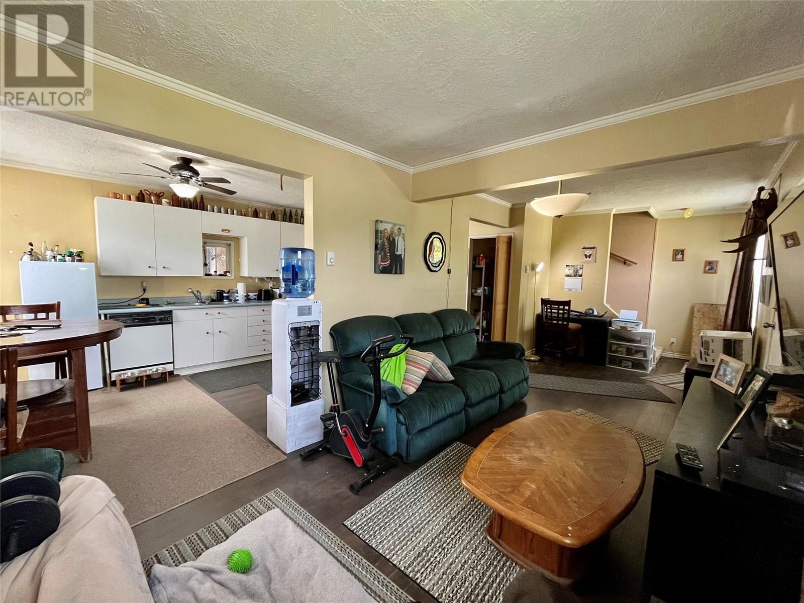 302 6th Avenue Nw, Nakusp, British Columbia  V0G 1R0 - Photo 11 - 10349344