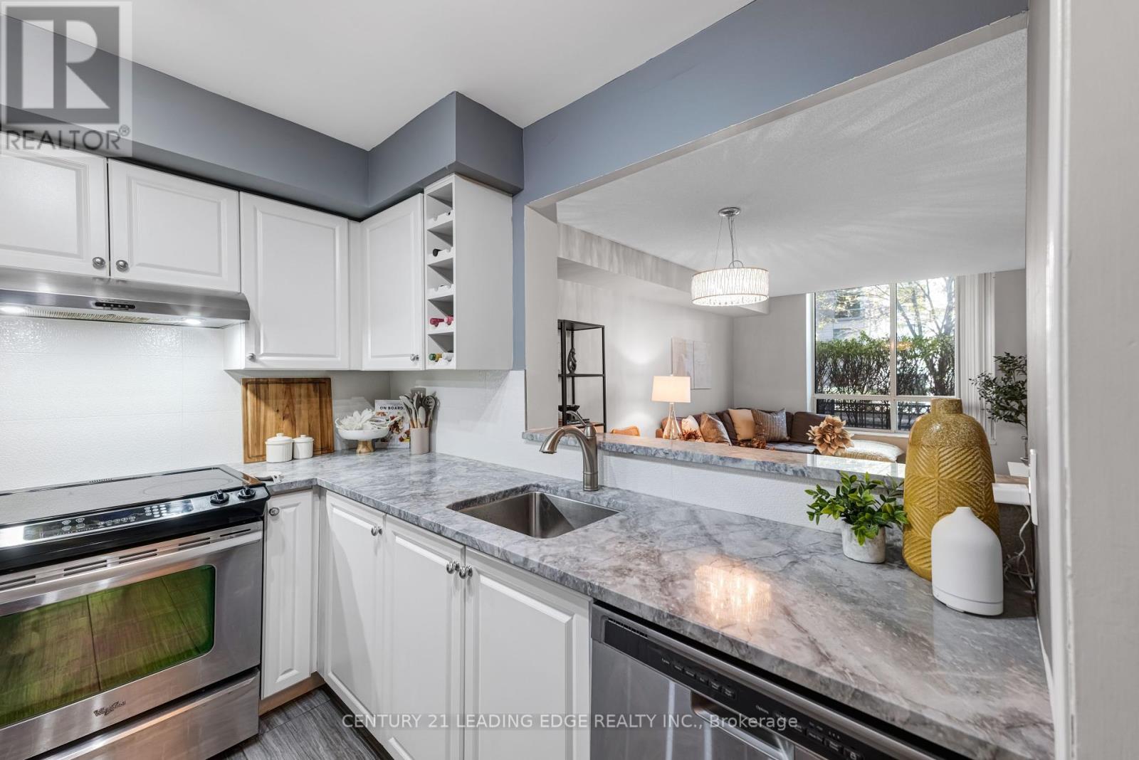 105 - 39 Pemberton Avenue, Toronto, Ontario  M2M 4L6 - Photo 4 - C12175678