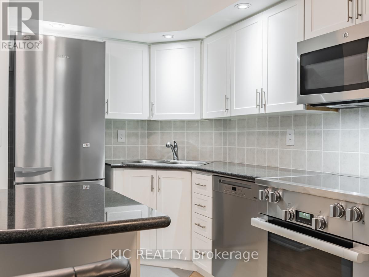 1727 - 250 Wellington Street W, Toronto (Waterfront Communities), Ontario  M5V 3P6 - Photo 9 - C12175683
