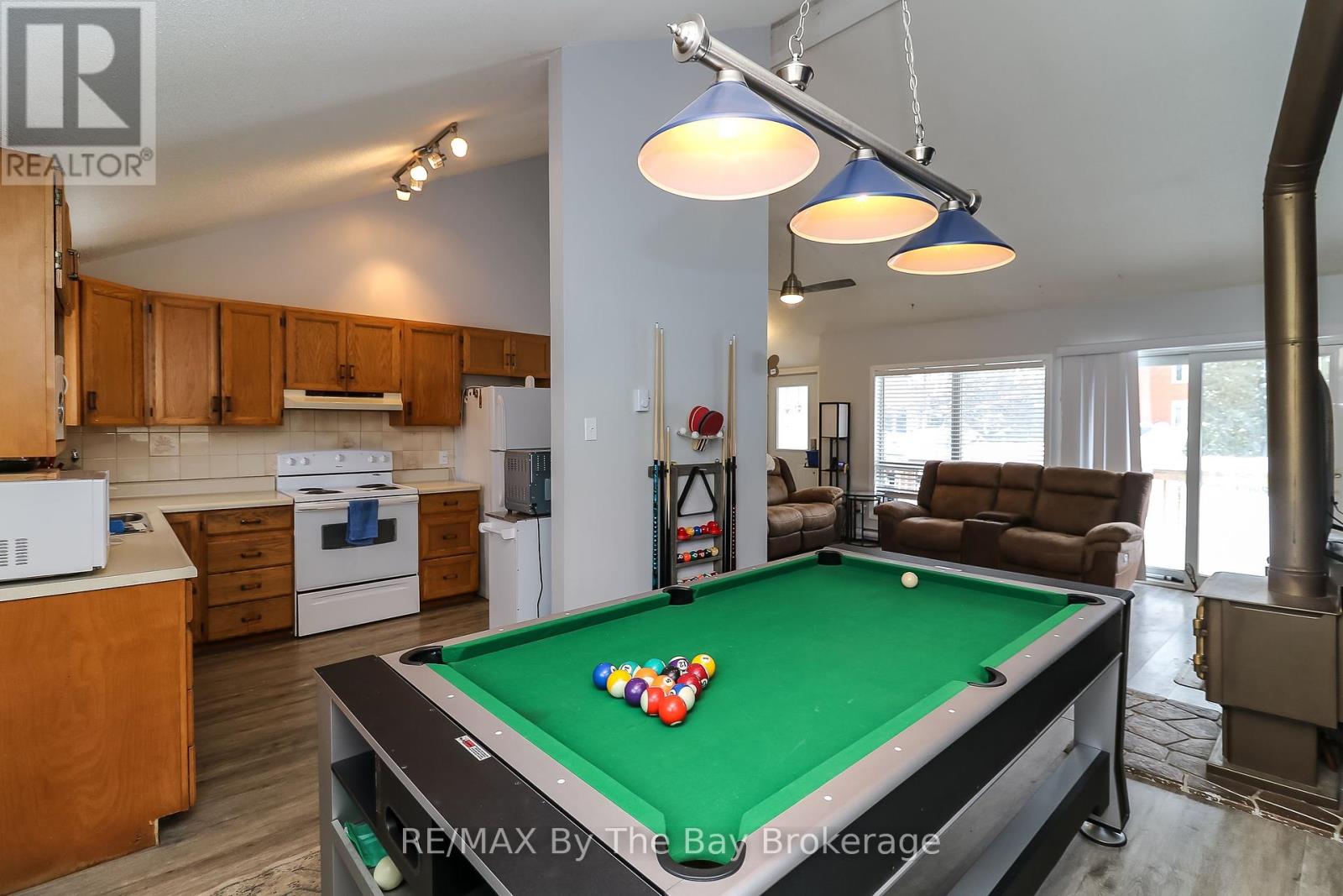 84 32nd Street N, Wasaga Beach, Ontario  L9Z 2C4 - Photo 14 - S12173191