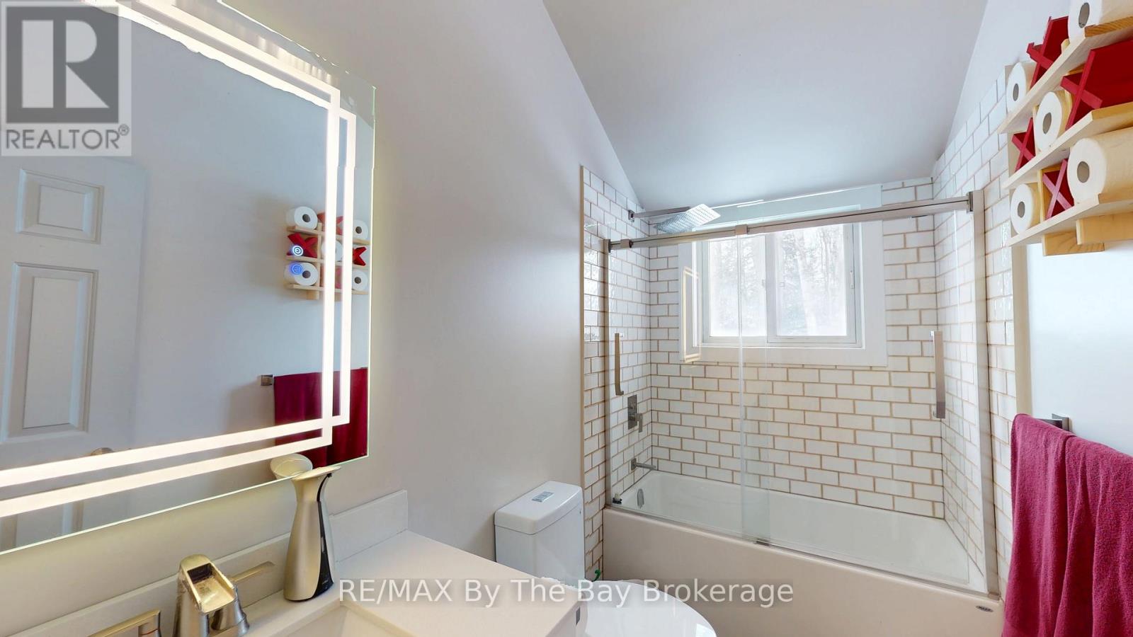 84 32nd Street N, Wasaga Beach, Ontario  L9Z 2C4 - Photo 6 - S12173191