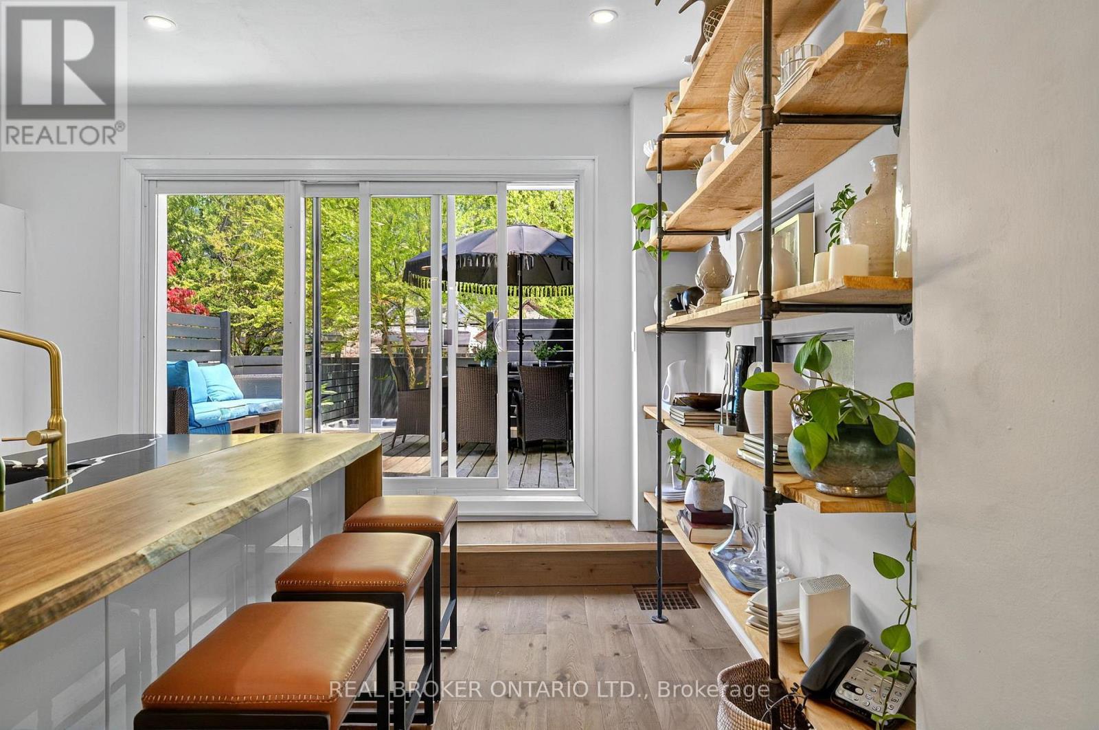 143 Parkmount Rd Road, Toronto, Ontario  M4J 4V3 - Photo 14 - E12175751