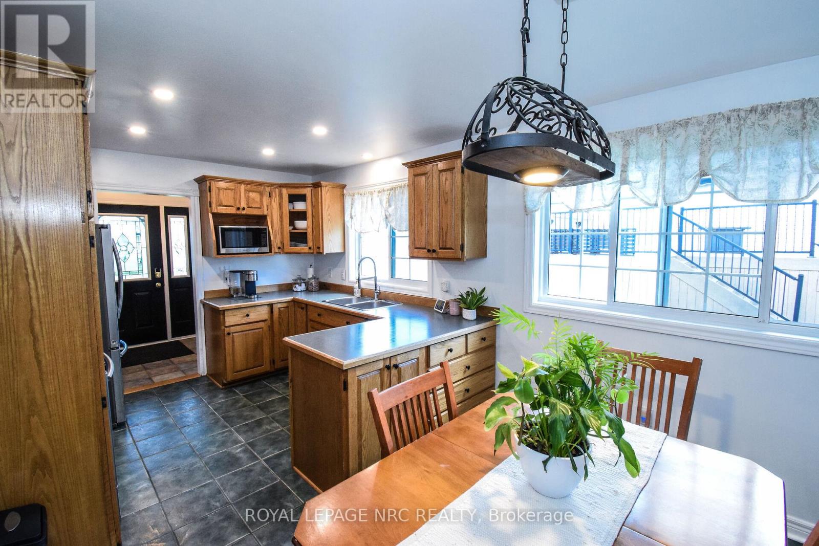 37 Biggar Road, Thorold, Ontario  L0S 1K0 - Photo 14 - X12175811
